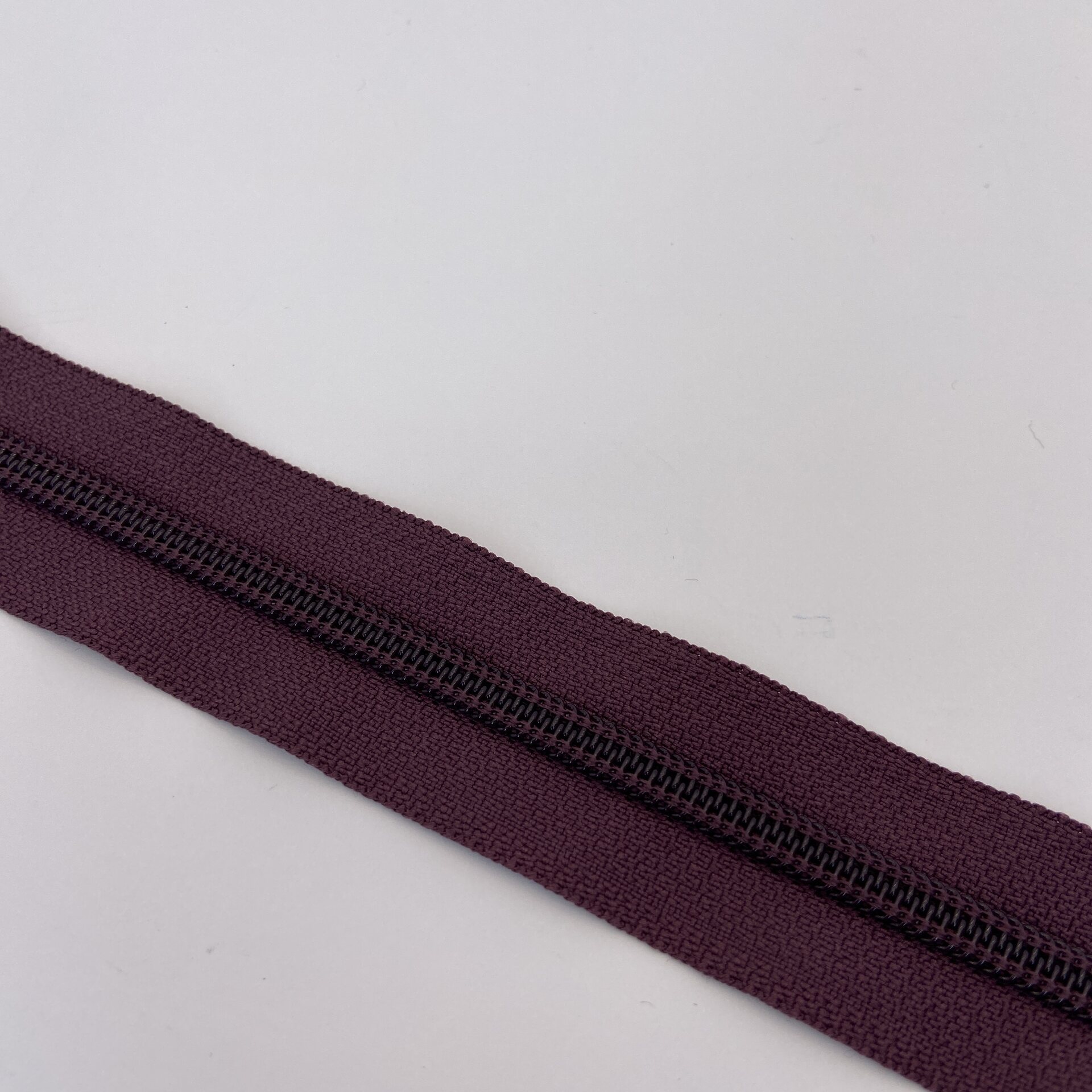 SOO Open-End Zipper – Jacket Zipper for Sewing, 60cm Violet (spiraali)