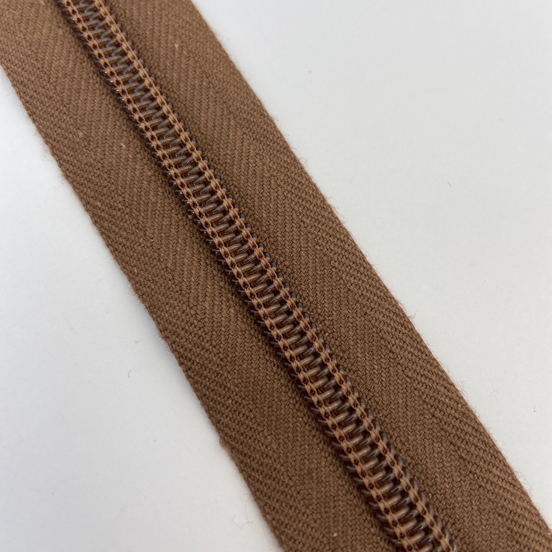 SOO Open-End Zipper – Jacket Zipper for Sewing, 45cm Keskiruskea (spiraali)