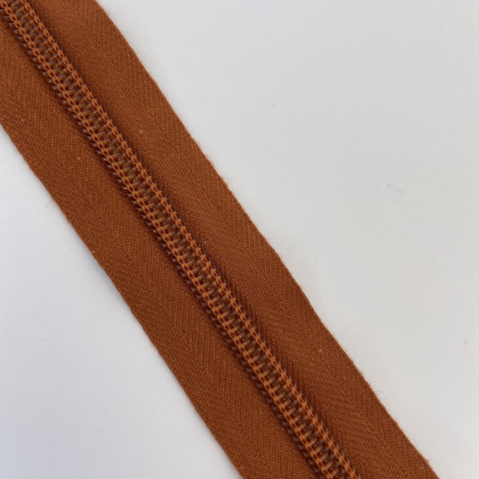 SOO Open-End Zipper – Jacket Zipper for Sewing, 45cm Punaruskea (spiraali)