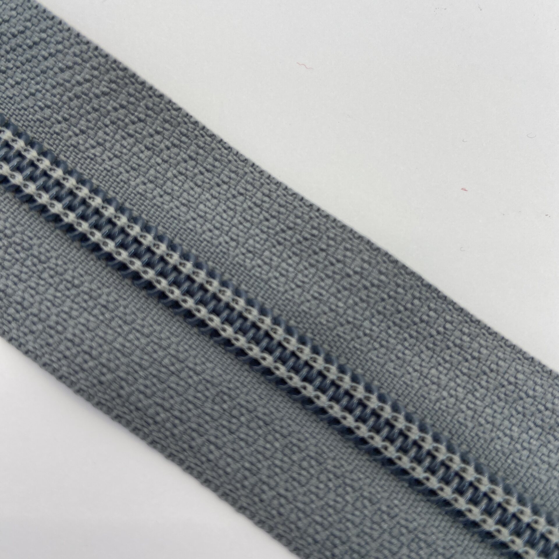 Housuketju 15cm Tummanharmaa