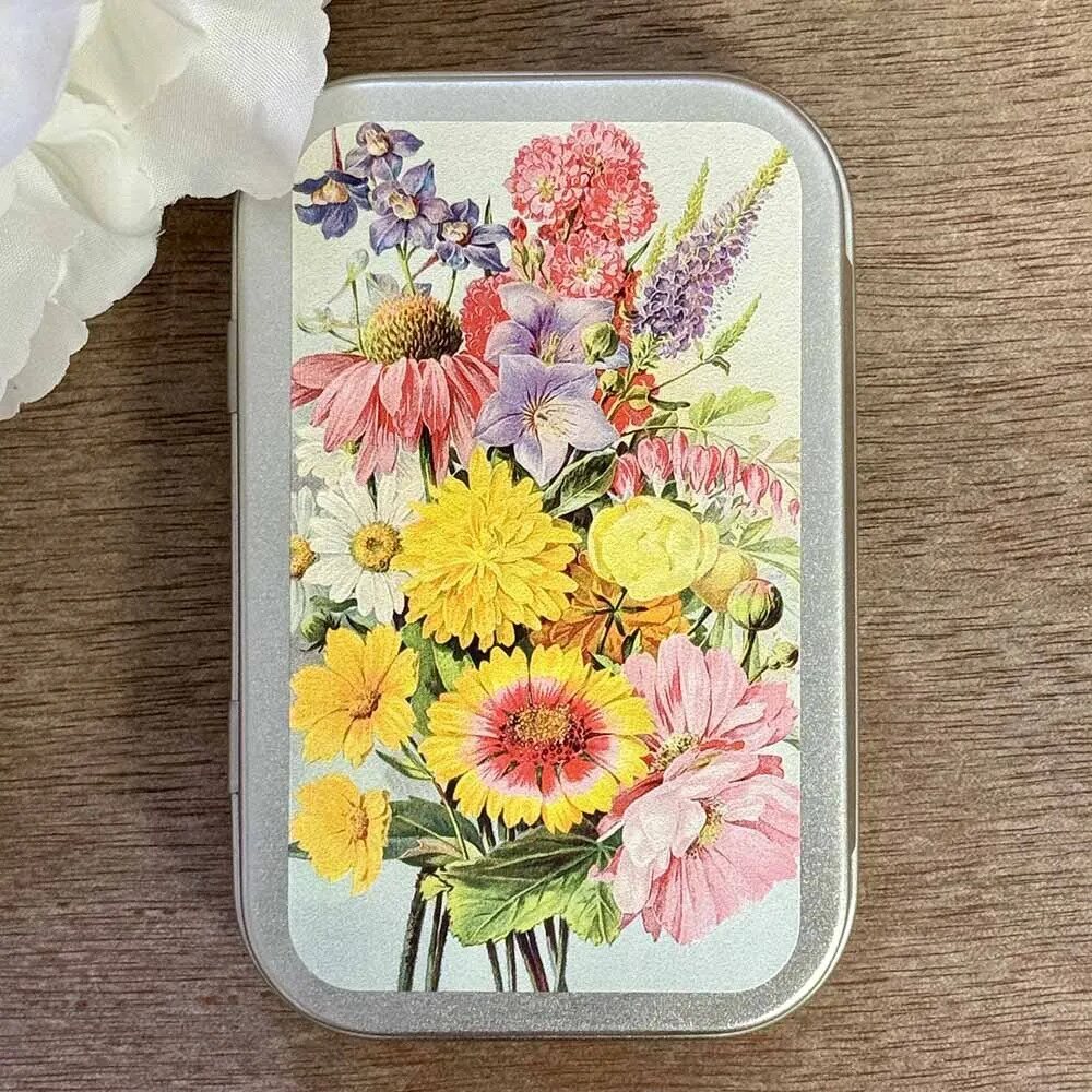 Sköna Ting Wild Strawberry Pastilles – Beautiful Tin Suviniitty