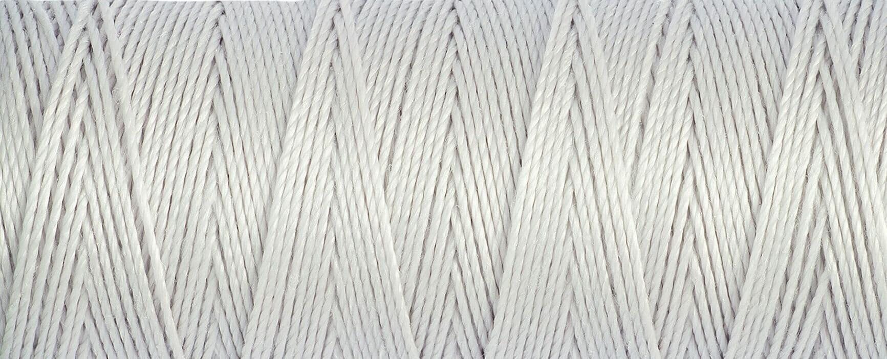 Gütermann Napinläpilanka (30 m) 008