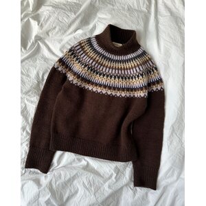 Petite Knit Celeste Sweater (suomeksi)