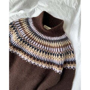 Petite Knit Celeste Sweater (suomeksi)