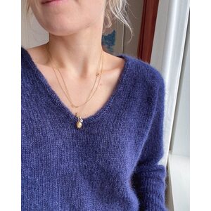 Petite Knit Cumulus Blouse V-aukko (suomeksi)