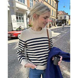 Petite Knit Lyon Sweater (suomeksi)