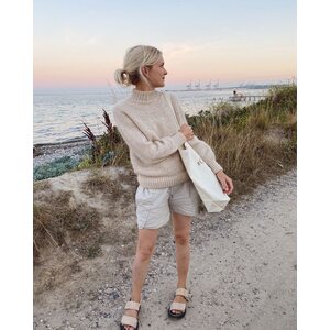 Petite Knit Novice Sweater (suomeksi)