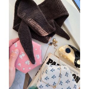 Petite Knit Sophie Scarf (suomeksi)