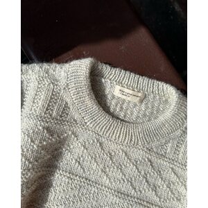 Petite Knit Storm Sweater (suomeksi)