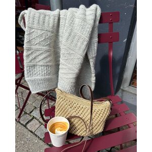 Petite Knit Storm Sweater (suomeksi)