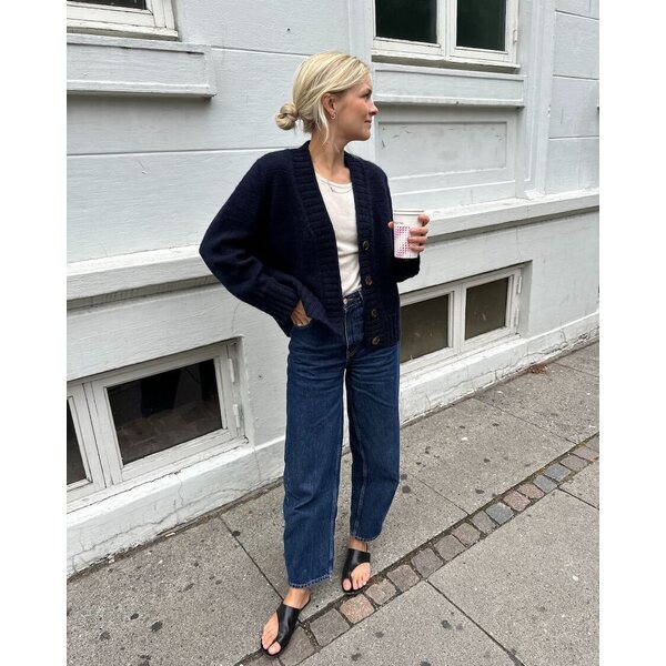 Petite Knit Eva Cardigan (suomeksi)