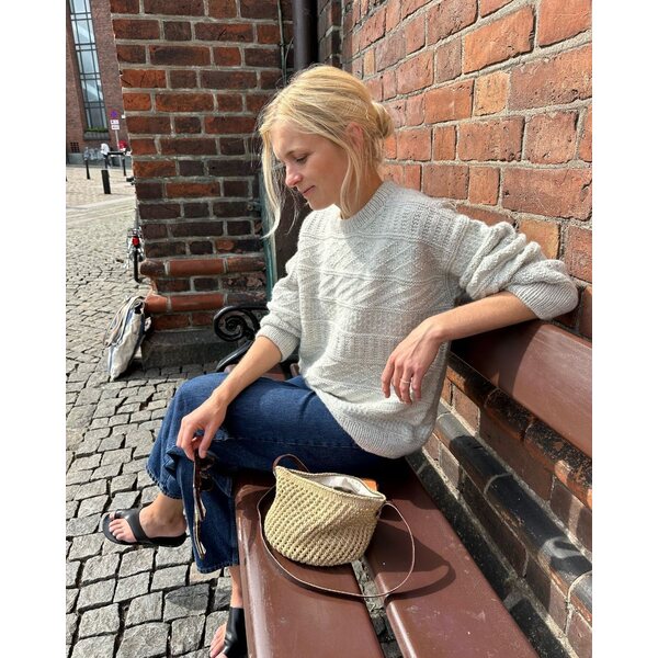 Petite Knit Storm Sweater (suomeksi)